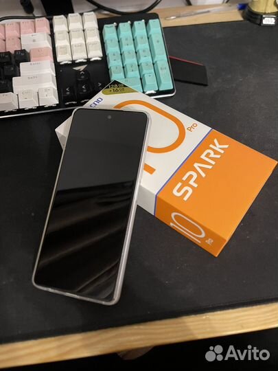 TECNO Spark 10 Pro, 8/128 ГБ