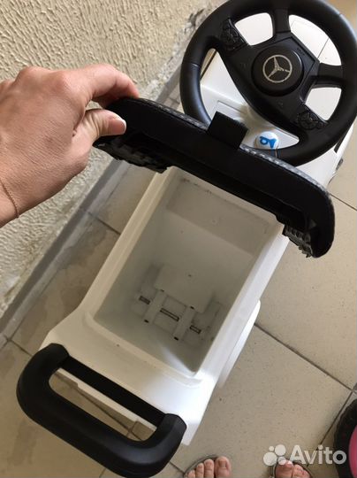 Машинка-каталка толокар Мерседес белая