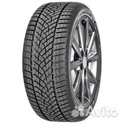 Goodyear UltraGrip Performance 245/45 R19 102V