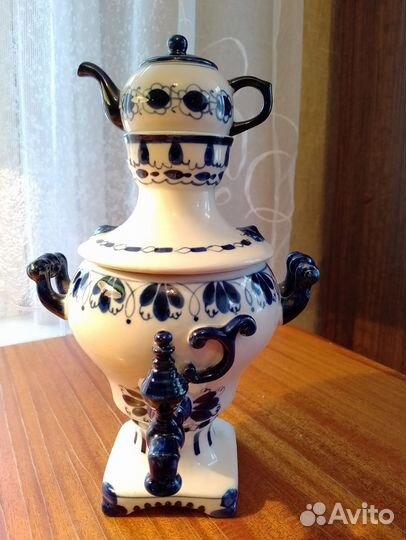 Самовар сувенирный Гжель