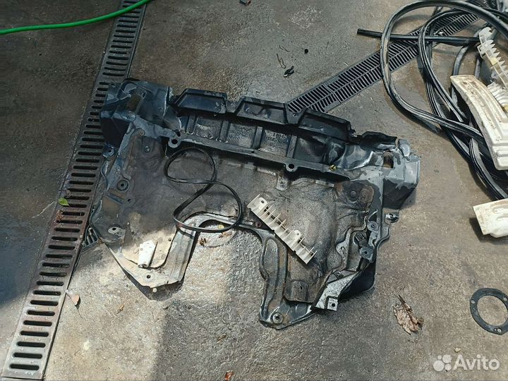 Двигатель Toyota altezza 1999 года