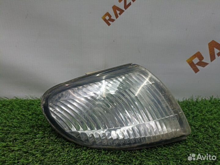 Поворотник правый Mazda Eunos 800 TA5Y klze