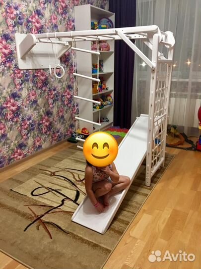 Детская спортивная шведская стенка