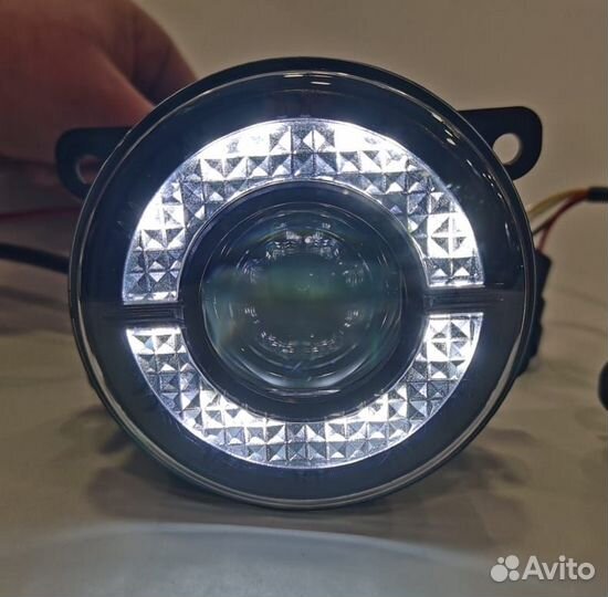 Противотуманки Toyota bi-led линзы c дхо 3в1