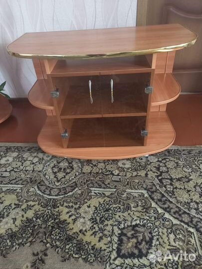 Тумбочка под телевизор