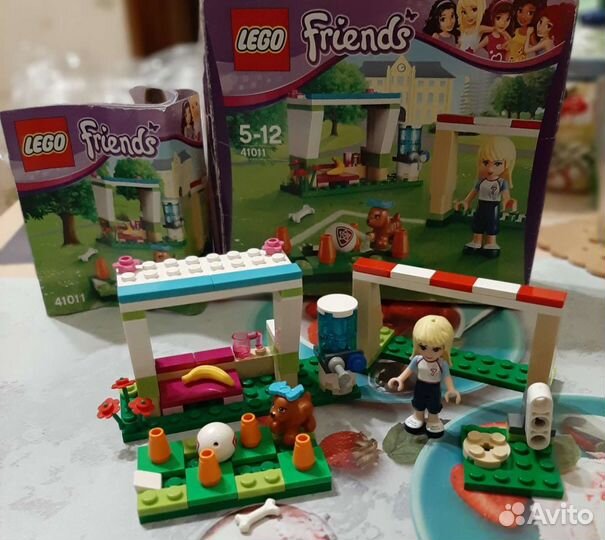Конструктор lego Friends. Футболистка
