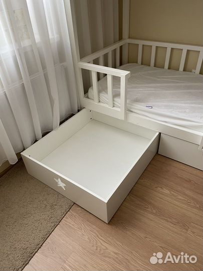 Кровать двухъярусная из массива дуба