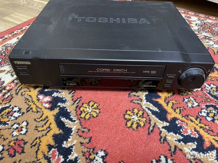 Видеомагнитофон Toshiba