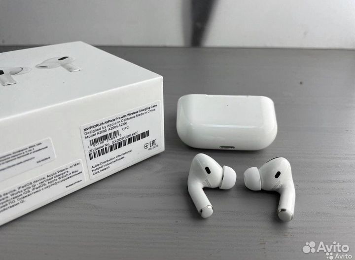 Беспроводные наушники AirPods Pro