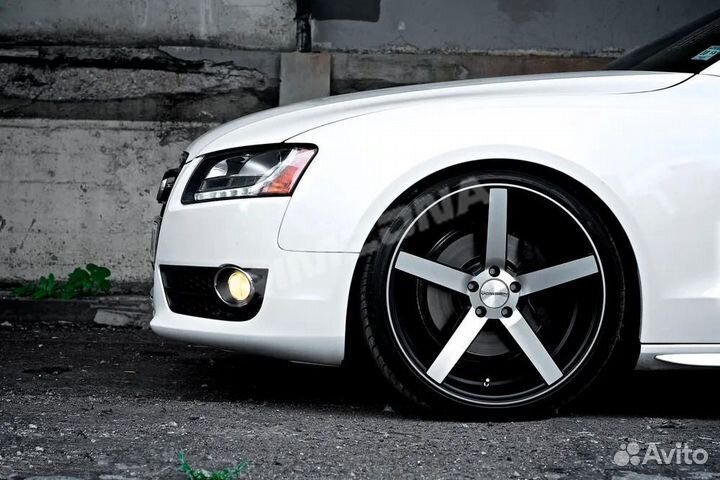 Литой диск в стиле vossen R17 5x114.3. Цена за 1 ш