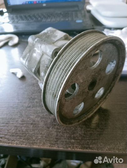 Насос гур Audi A4 B8 CJE 2013