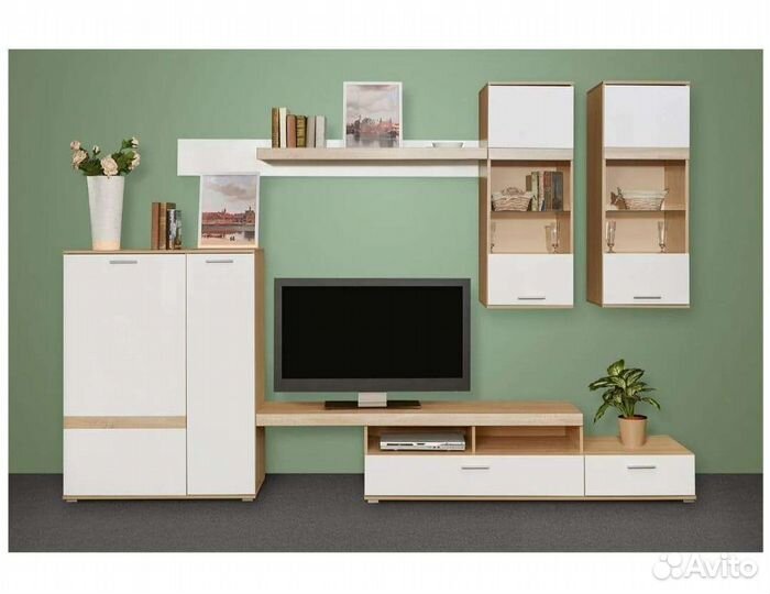 Стенка в гостиную новая