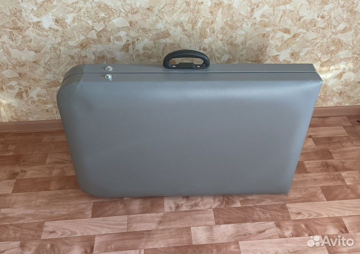 Кушетка массажная складная