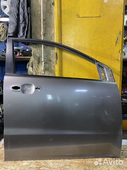 Дверь передняя правая SsangYong Actyon