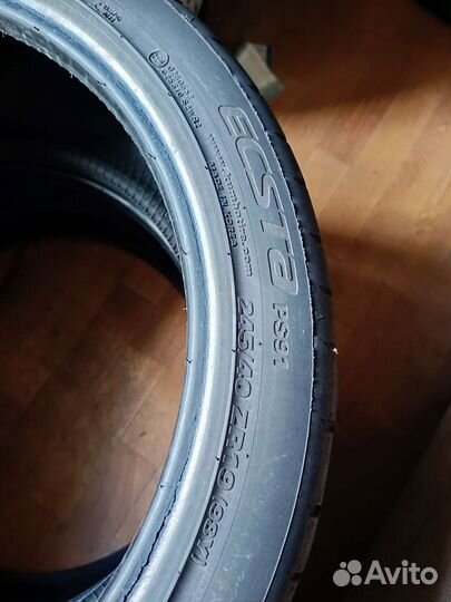 Kumho Ecsta PS91 245/40 R19 98Y