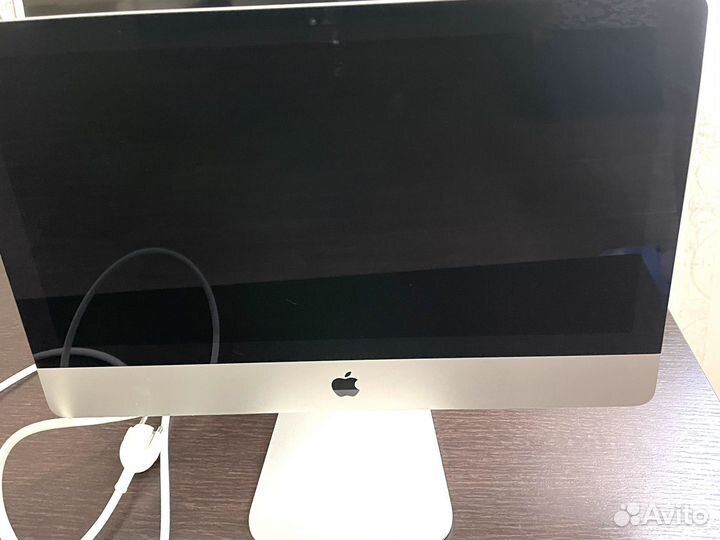 Apple iMac 21,5