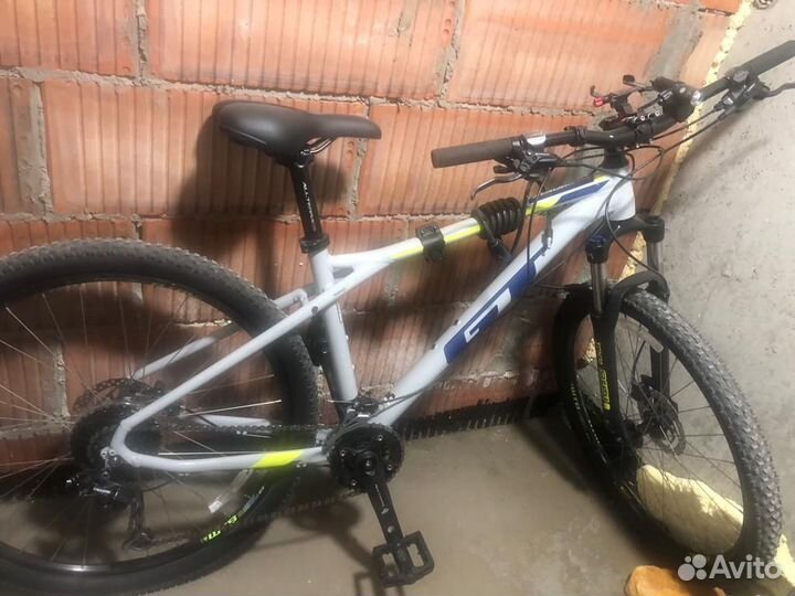 Велосипед GT avalanche comp