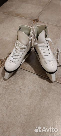 Коньки фигурные детские 29 размер