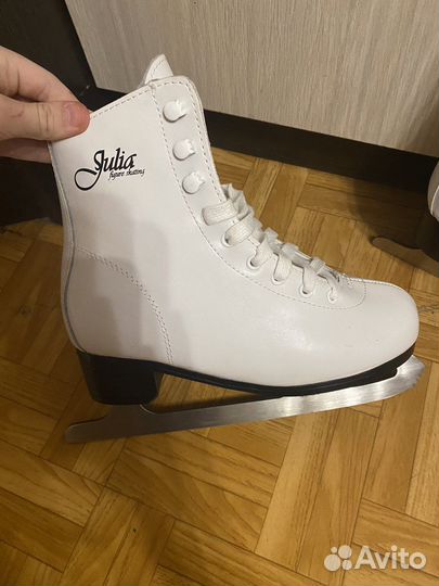 Коньки для девочки