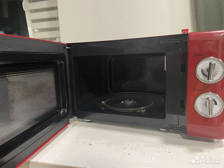 Микроволновая печь tesler MM-2045 RED