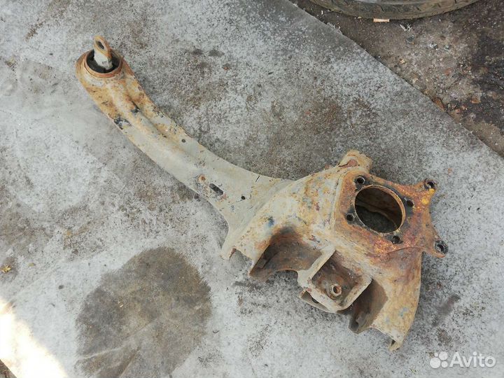 Рычаг задний левый продольный Мазда 3 вк