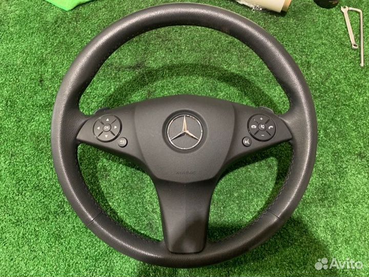 Руль Mercedes-Benz C-Class W204 271950 2008