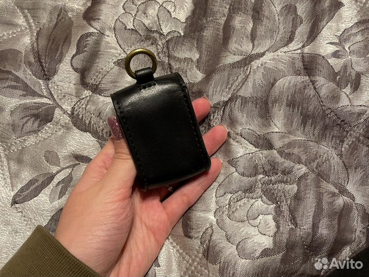 Чехол guess для airpods 1/2