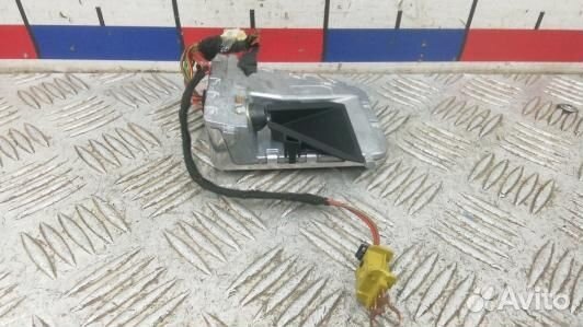 Камера переднего вида mercedes benz S-class W222