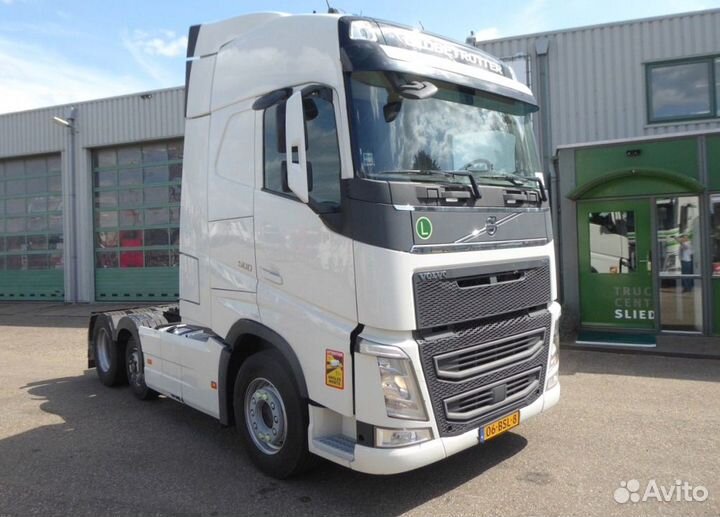 Pазбираем грузовик Volvo FH с 2013