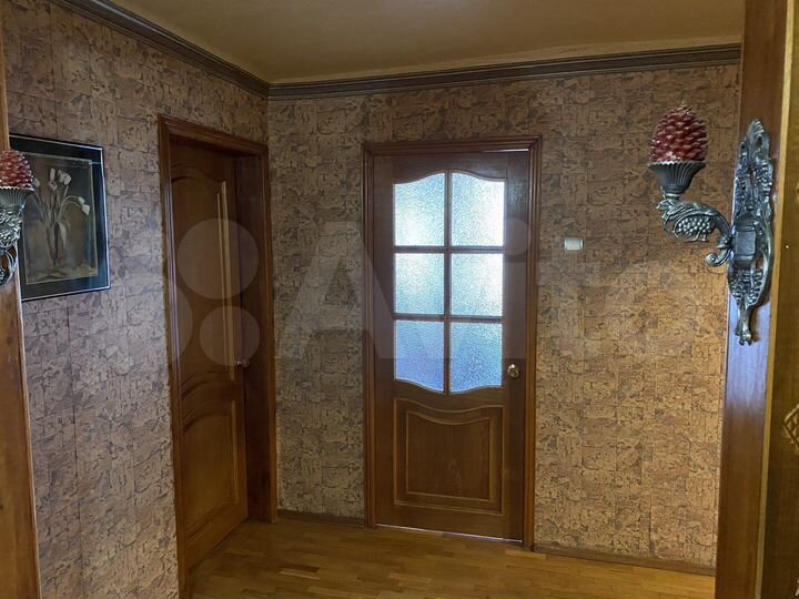 4-к. квартира, 81 м², 3/5 эт.