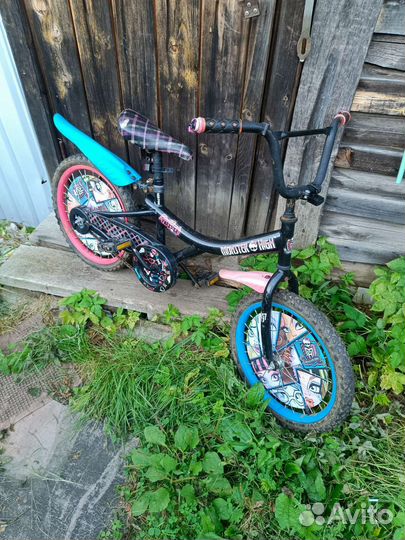 Продам велосипед для девочки