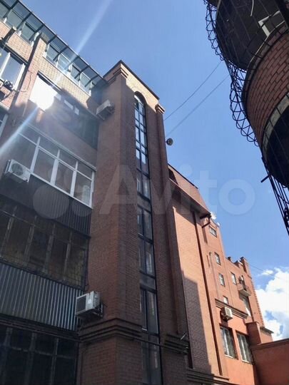 4-к. квартира, 133,7 м², 4/7 эт.