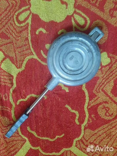 Форма для выпечки (орешница)