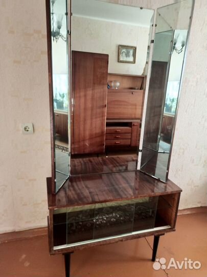 Зеркало трильяж б/у