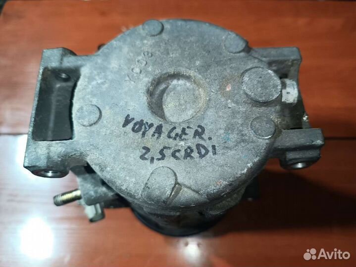 022110 Компрессор кондиционера Chrysler Grand Voya