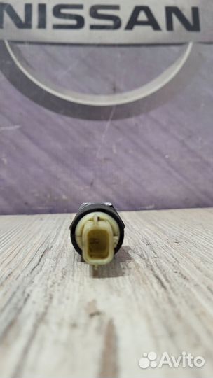 Датчик давления масла Nissan X-trail T31