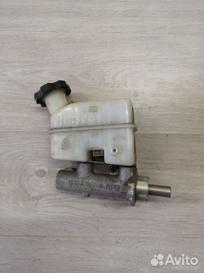 Главный тормозной цилиндр Hyundai Tucson