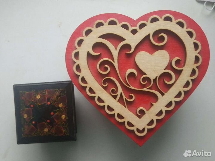 Шкатулки деревянная Сердце, шкатулка пластик СССР