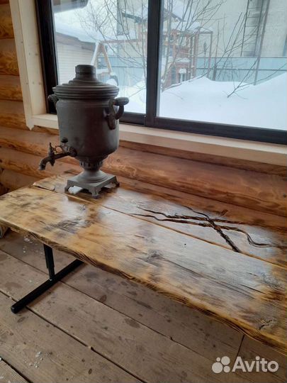 Журнальный стол в стиле лофт