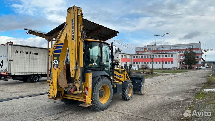 Экскаватор-погрузчик Komatsu WB97R, 2021