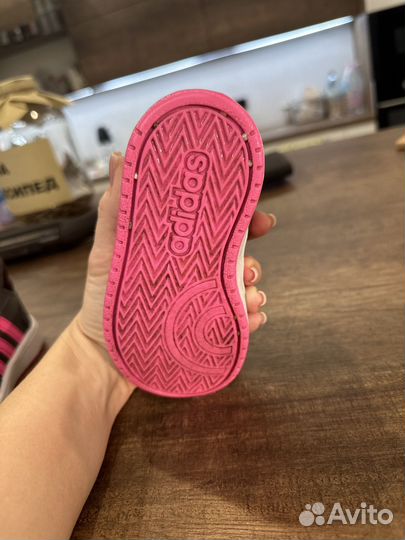Ботинки adidas (весна осень)
