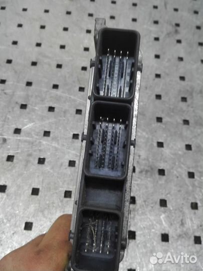 Блок управления двигателем Renault Megane