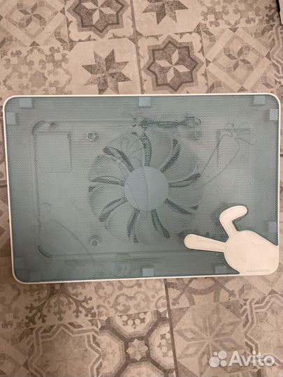 Подставка с охлаждением для ноутбука