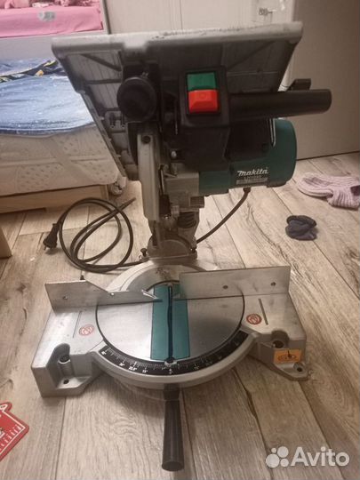 Торцовочная пила makita lh1040