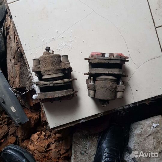 Супорт передний гольф 4