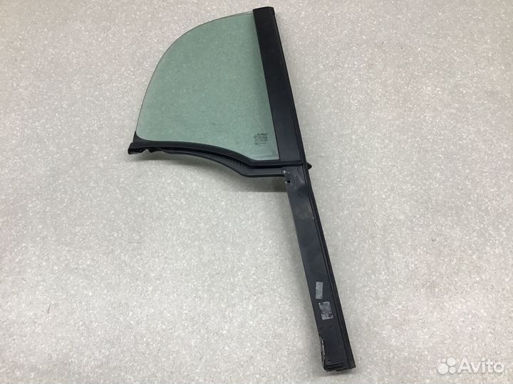 Стекло двери передней правой Smart Fortwo City (W4