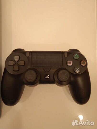 Игровая приставка ps4 slim 500