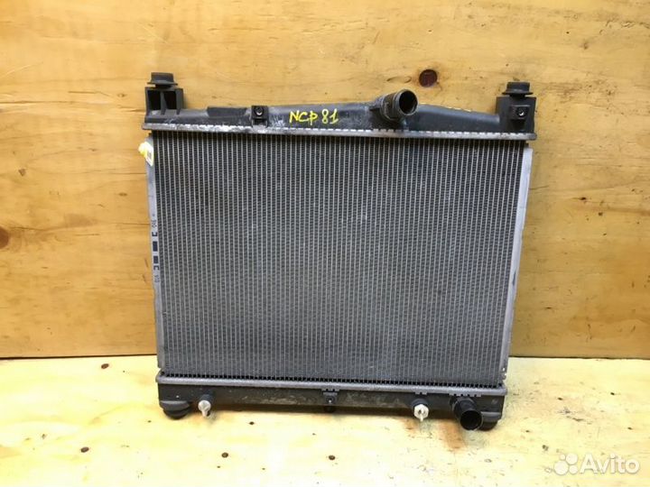 Радиатор двигателя Toyota Sienta NCP81 1nzfe 2006
