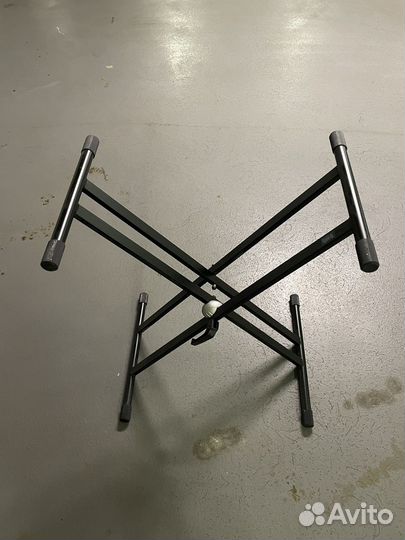 Стойка для пианино