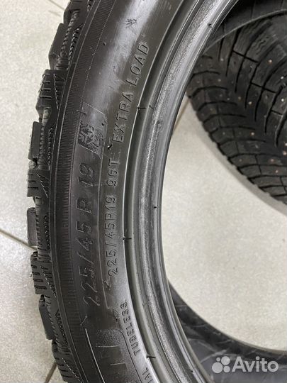 Michelin X-Ice North 4 225/45 R19